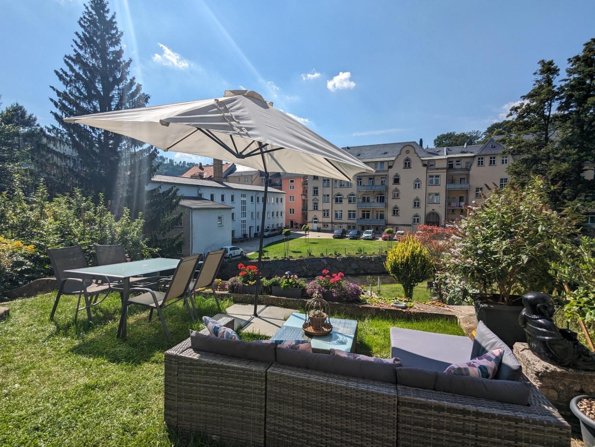 Zi2 - Urlaubsmagie - Whirlpool, Sauna Und Garten Apartment Sebnitz Luaran gambar